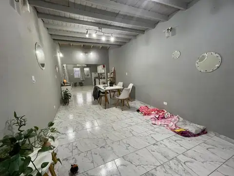 Casa en Venta en Castelar, USD 220.000