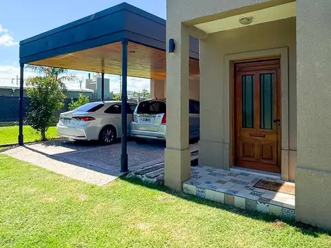 Casa en Venta al Este