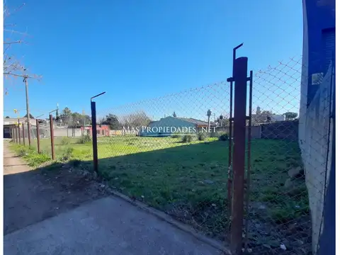 Terreno en Venta 30  mts Fondo