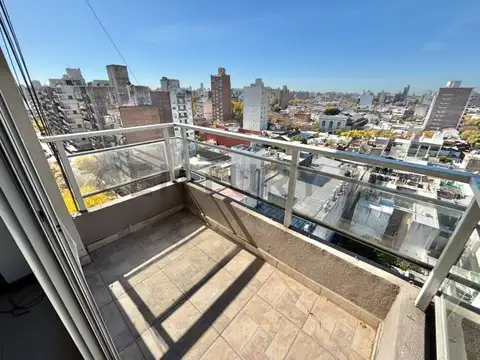 VENTA MONOAMBIENTE  CON BALCON ABASTO ROSARIO