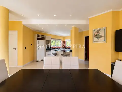 Casa 5 ambientes con 3 baños