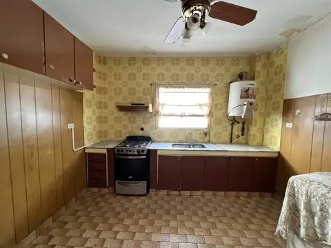Depto Tipo Casa en Venta en Olivos, USD 115.000