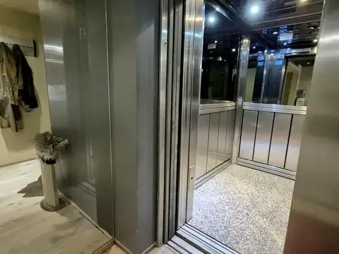 Oficina en Alquiler al Este