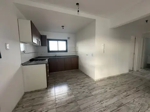 Departamento en Alquiler en Villa Maipu, $ 950.000