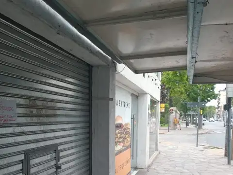 Local en Venta en Muñiz, USD 1.250.000