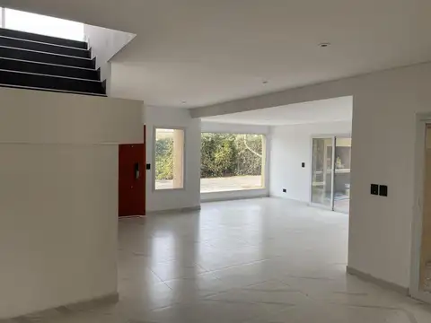 Boat Center Nordelta