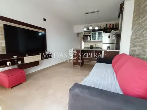 Depto Tipo Casa en Venta en Moron Sur, USD 85.000