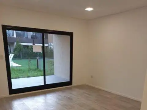 Alquiler Departamento PB  con  en Cañada Village