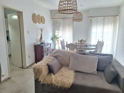 Venta dpto. 3 dormitorios Av. Belgrano y Rivadavia
