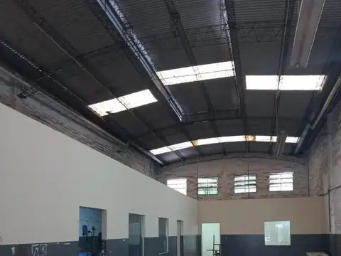 GALPON CON VIVIENDA
