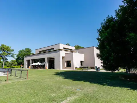 Casa 2 plantas- Ayres de Pilar-Urdapilleta Propiedades
