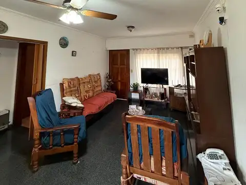 Casa en Alquiler en Quilmes Oeste, $ 920.000