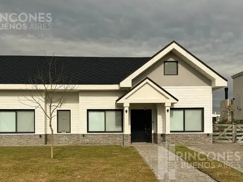 Smart Ranch House en PB -  5 ambientes  FONDO LIBRE ÚNICA Barrio Playa