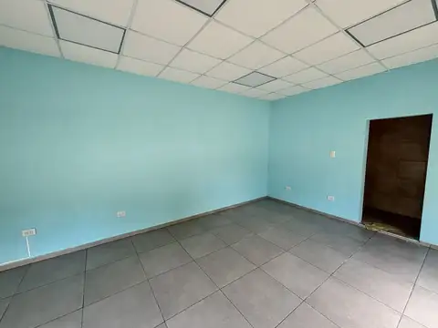 Local en Alquiler en Capitan Bermudez, $ 400.000
