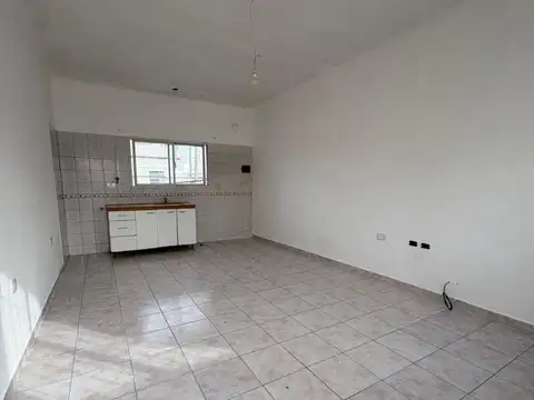 Depto Tipo Casa en Alquiler 25 años