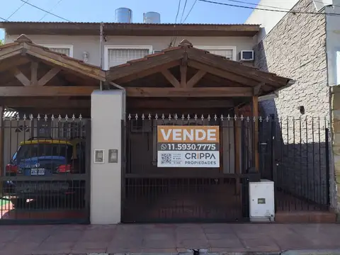 Casa en Venta con 1 cochera