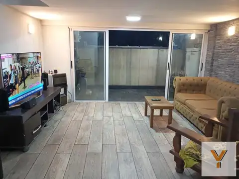 Departamento en venta - 3 Dormitorios 2 Baños - Cochera - 105Mts2 - Esteban Echeverría