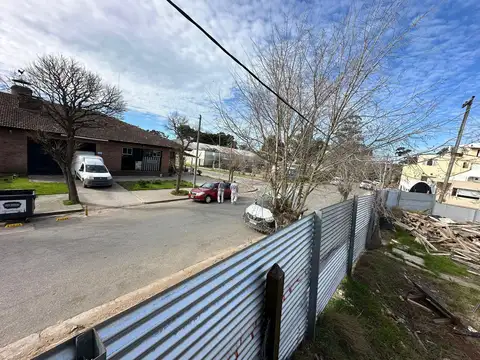 Terreno en Venta, FOT 1,5