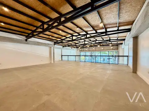 Excelente local comercial. Zona Güemes.