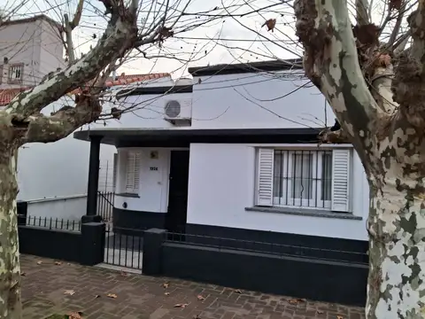 Casa en Venta en Quilmes Oeste, USD 110.000