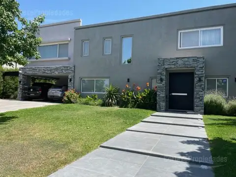 Casa en Alquiler de 3 dormitorios