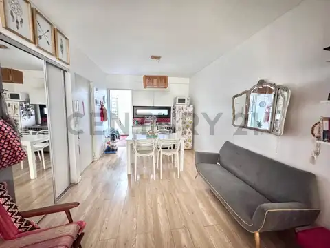 Felipe Vallese 1600, Piso 1