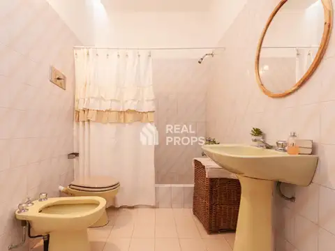 Depto Tipo Casa en Venta en Temperley, USD 65.000