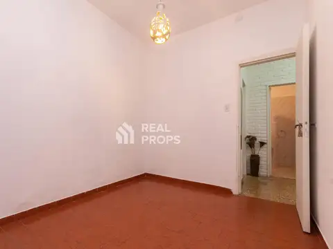 Depto Tipo Casa 4 ambientes con 2 baños