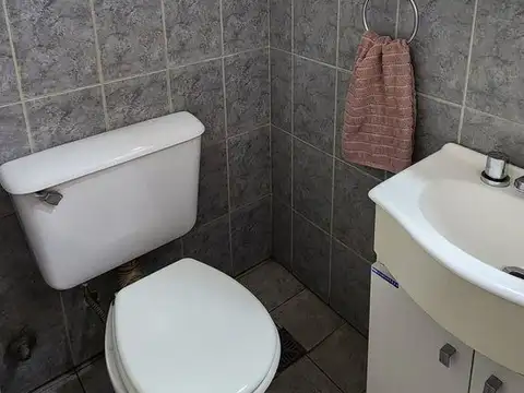 Depto Tipo Casa en Venta 24 años