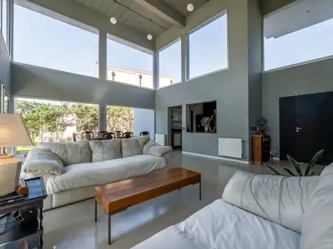 Casa en Venta en Estancias del Rio