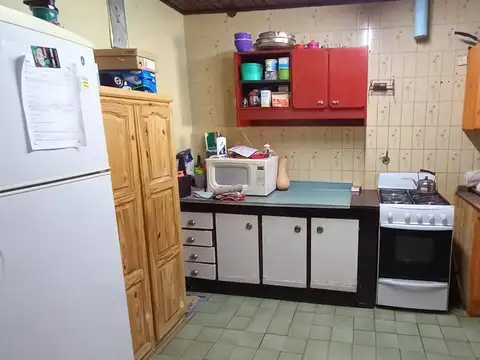 Casa 3 ambientes con 2 baños