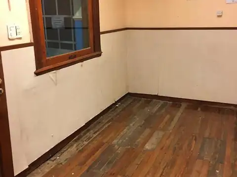 Casa 7 ambientes con 4 baños