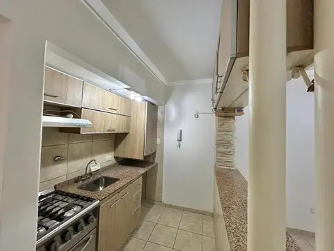 Bartolome Mitre 2400, Piso 1°
