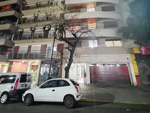 Departamento en venta en Boedo 90mts C/cochera, sum, baulera y pileta