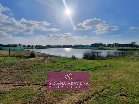 Terreno en Venta de 833,0 m2