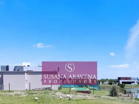 Terreno en Venta de 833,0 m2