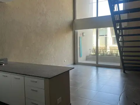 Departamento en Alquiler con 1 cocheras