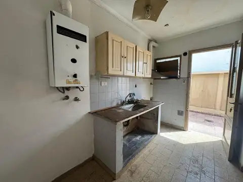 Casa 3 ambientes con 1 baño