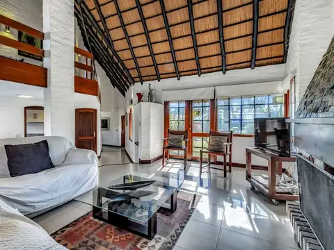 Perseo y Tauro, Parada 33 de Playa Mansa 20000