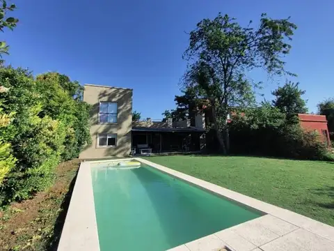 Casa en Alquiler en Pilar del Este - Santa Guadalupe, USD 1.300