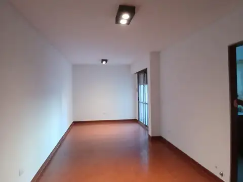 Pueyrredon 2700, Piso 1