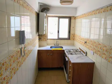 Departamento en Alquiler en Villa Ballester, $ 450.000