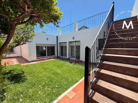 APTO CRÉDITO - Casa en venta de 4 ambientes - Chilavert