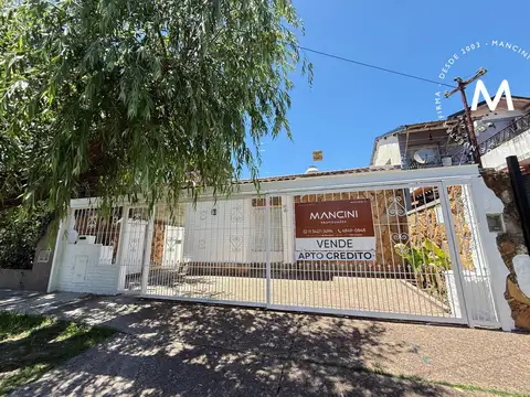 APTO CRÉDITO - Casa en venta de 4 ambientes - Chilavert