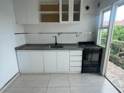 Departamento en Alquiler en Virreyes, $ 800.000