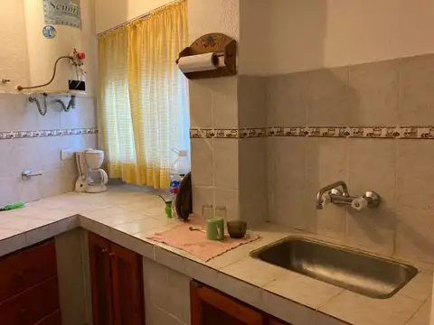 DEPARTAMENTO 2 AMBIENTES (4 PERSONAS)PLANTA BAJA .DPTO;7.Gas natural