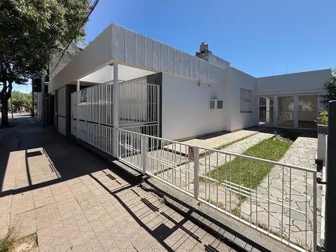 Juan B. Justo y San Martin