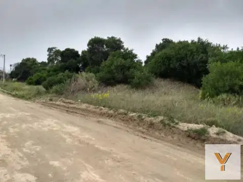 Santa Fe e/ Jujuy y Tres Arroyos