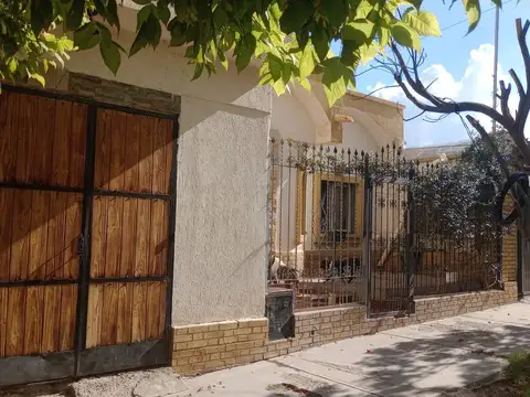 Las Bobedas Barrio 12 de Junio Norte 3000