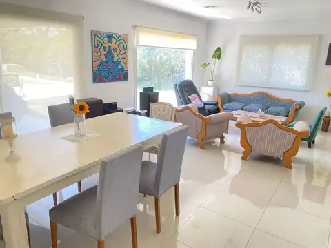 Casa en Alquiler Temporal en Pilar Golf Club, USD 1.900
